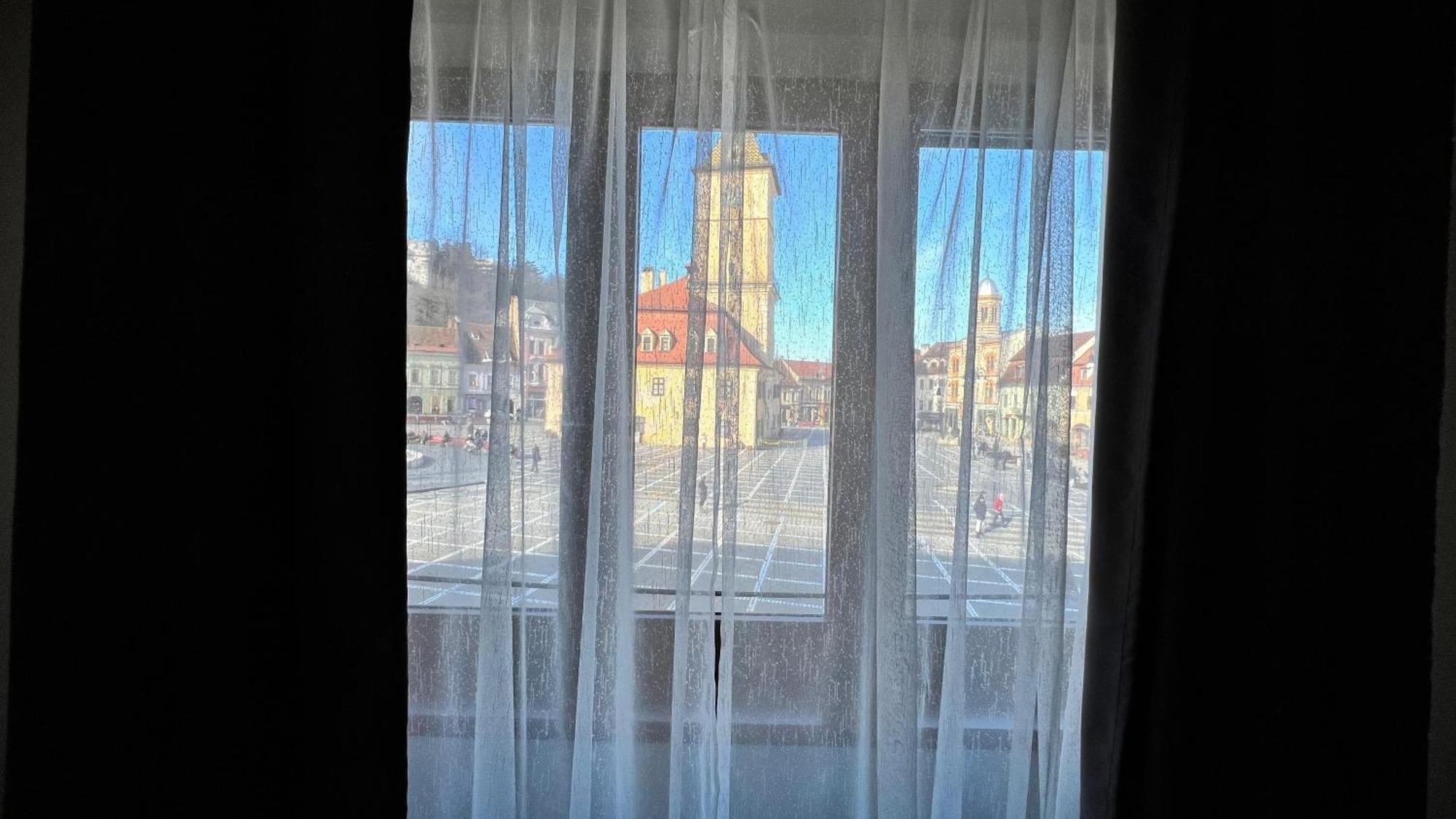 Apartament cu vedere la oraş